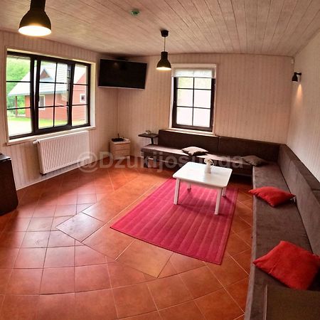 Maison d'hôtes Dzukijos Uoga à Virsurodukis Extérieur photo